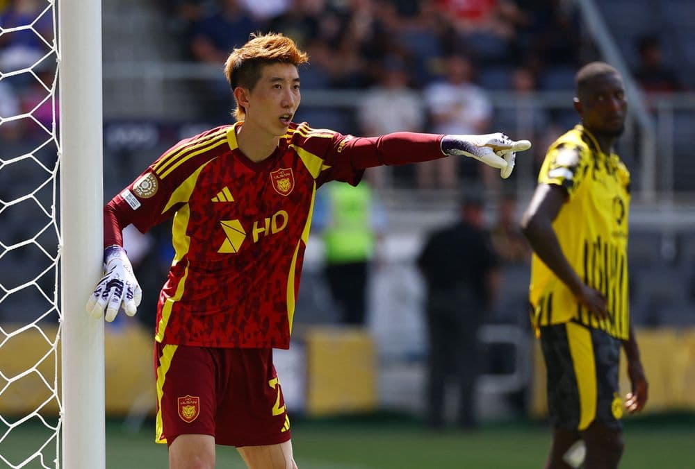 Cho Hyun-woo Steals the Spotlight: Ulsan HD’s Keeper Shines Amid Club World Cup Woes