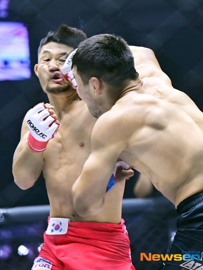 Kim Hyun-woo Breaks Undefeated Fighter's 100% Finish Streak – But Falls Short at ROAD FC 073