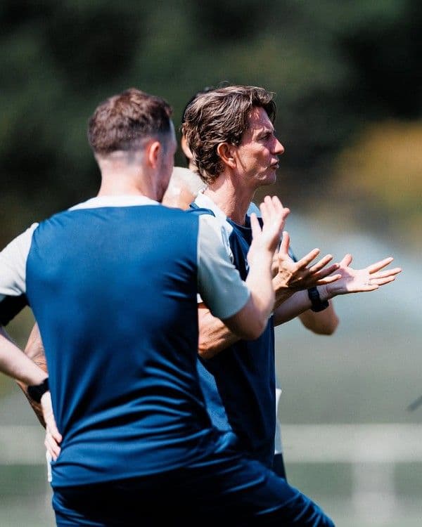 Frank's First Press Conference: Will Son Heung-min's Future at Tottenham Finally Be Revealed?
